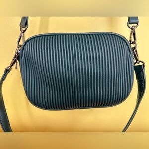 Colab crossbody purse